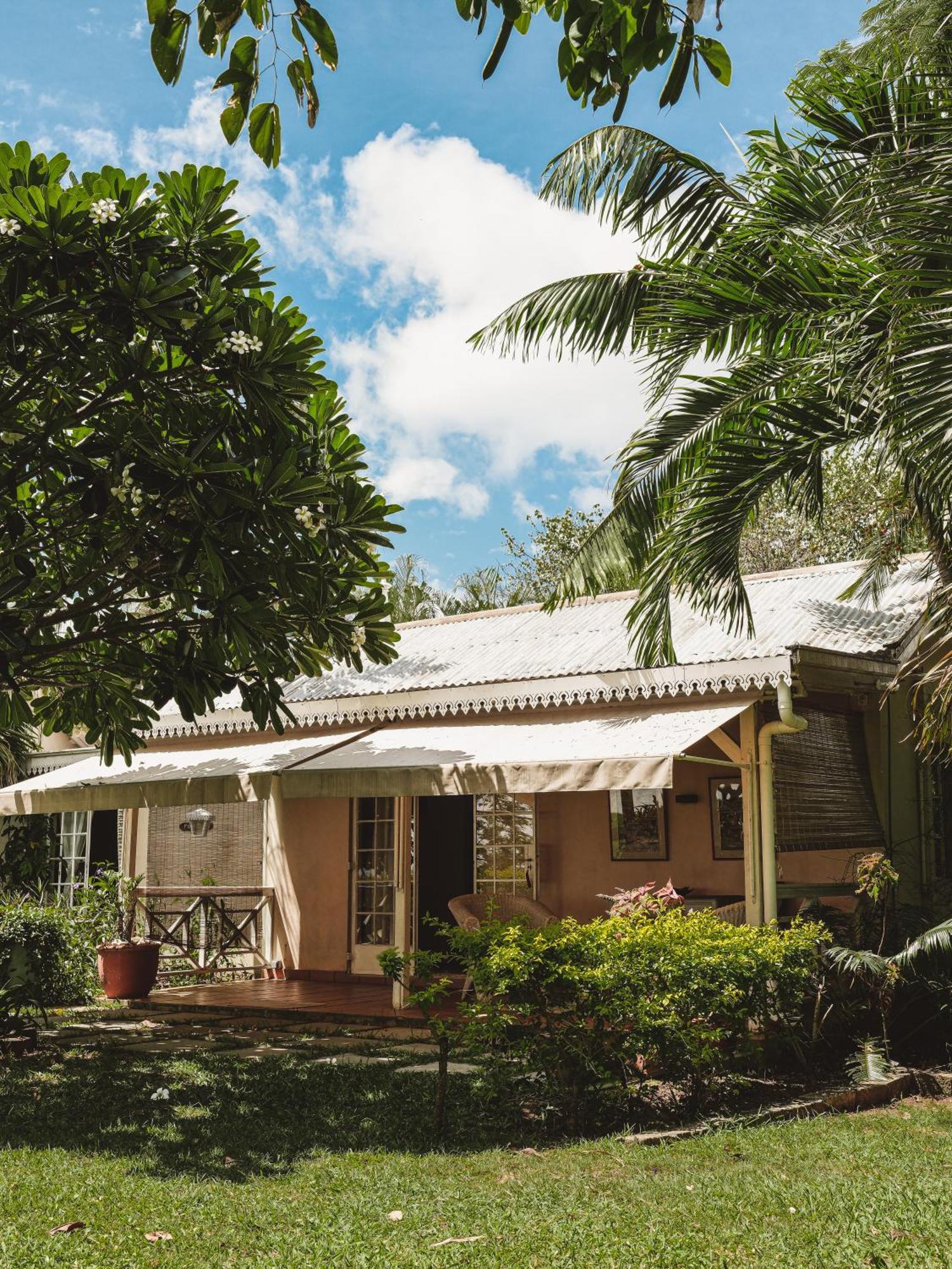 Harmonie Hotel Riviere Noire Bagian luar foto